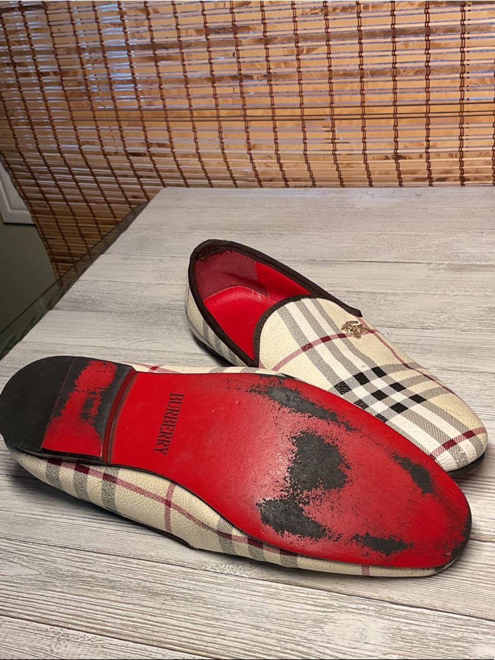 Burberry Cream Plaid Slip-On Loafers with Red Interior size 39, women US9-9.5 - Picture 6 of 11